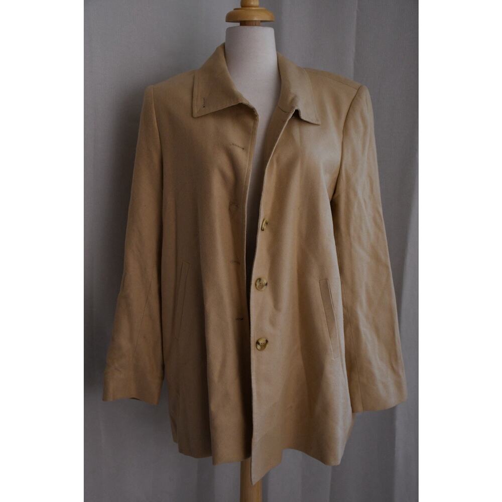 City Spirit Women’s Light Tan Brown Button Up Jacket NWT and Extra Button Sz 8